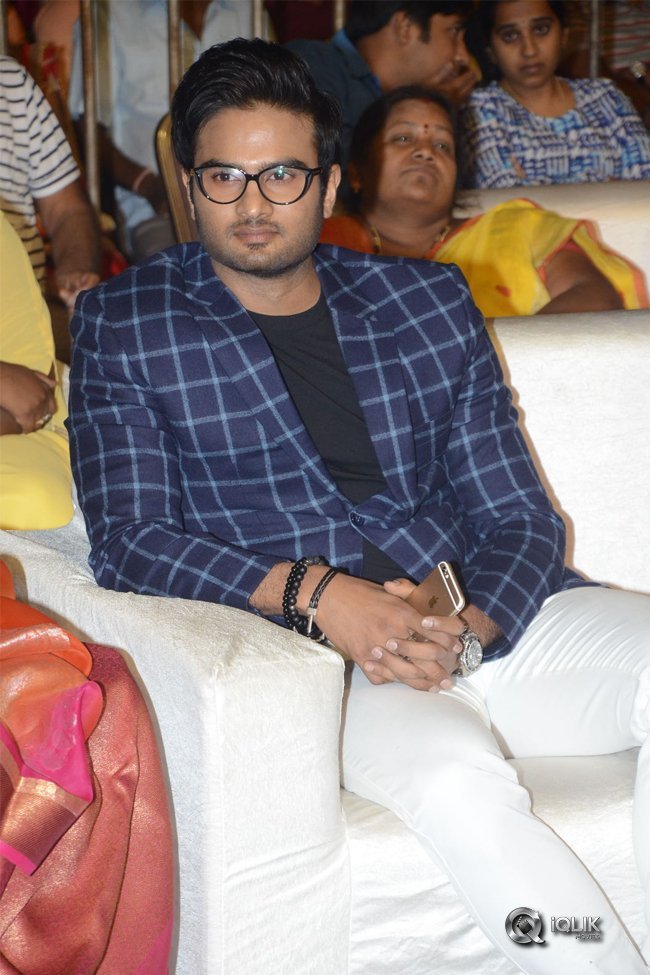 Sammohanam-Movie-Pre-Release-Event